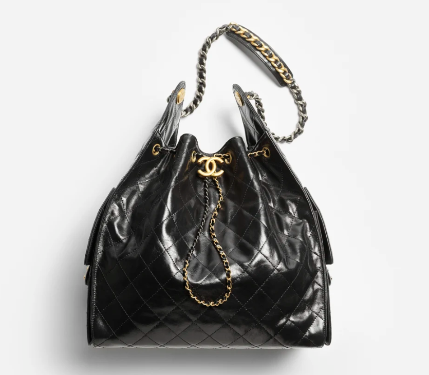 CHANEL 25 Medium Handbag Shiny Crumpled Calfskin
